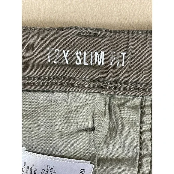 DU/ER Pants Adult 40/29 Khaki Slim Live Lite Joggers In Civilian Preppy‎ Mens